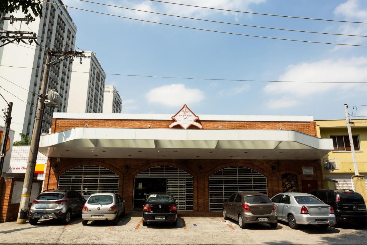 Aluguel De Suites Por Temporada Em Alto De Pinheiros São Paulo Luaran gambar