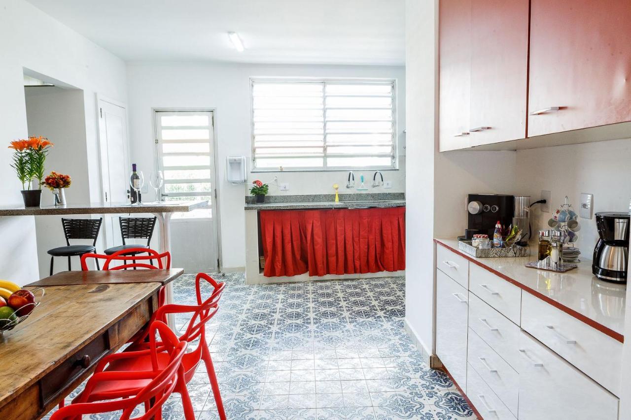 Aluguel De Suites Por Temporada Em Alto De Pinheiros São Paulo Luaran gambar