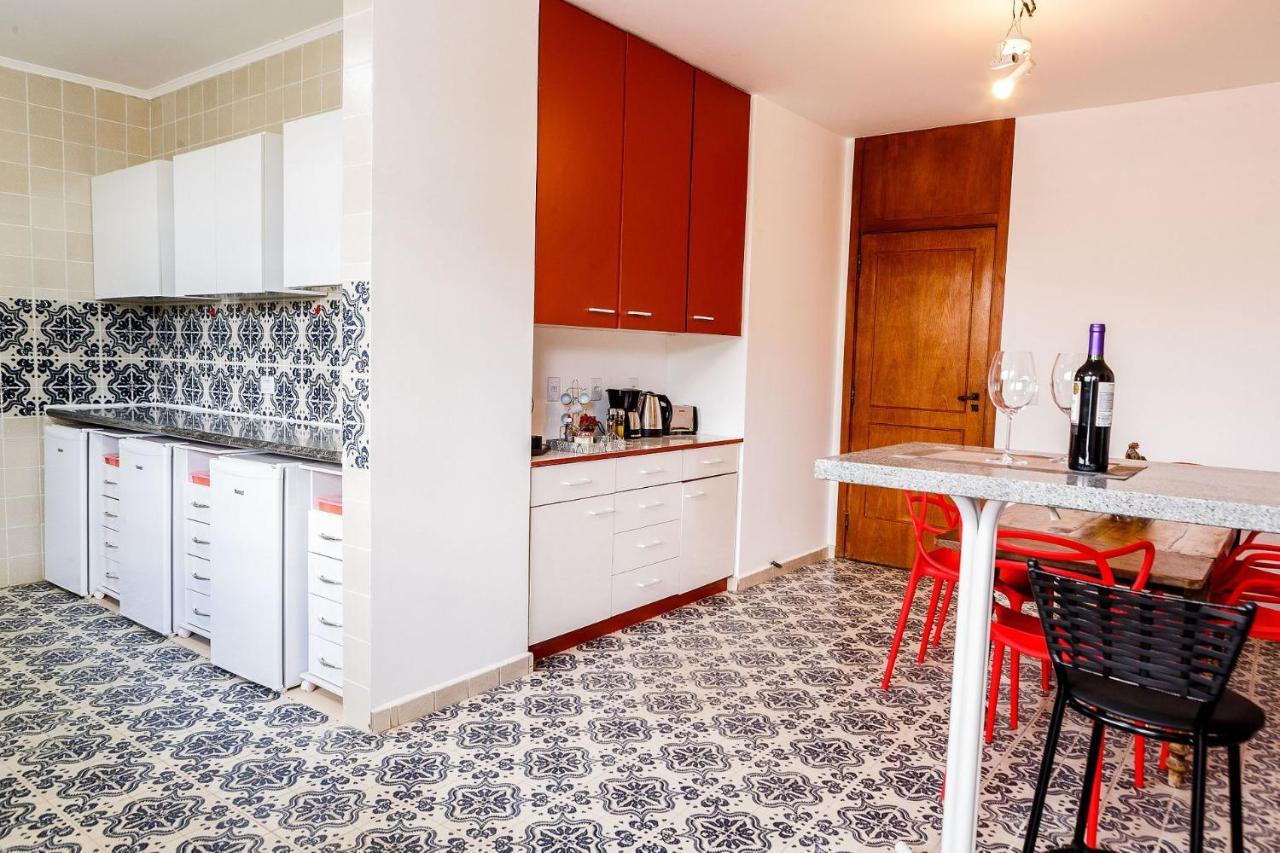 Aluguel De Suites Por Temporada Em Alto De Pinheiros São Paulo Luaran gambar